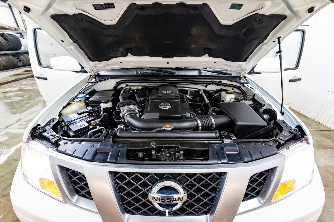 2019 Nissan Frontier 4x4 Crew Cab Pro-4X Leather Roof Nav BCam Red Deer AB