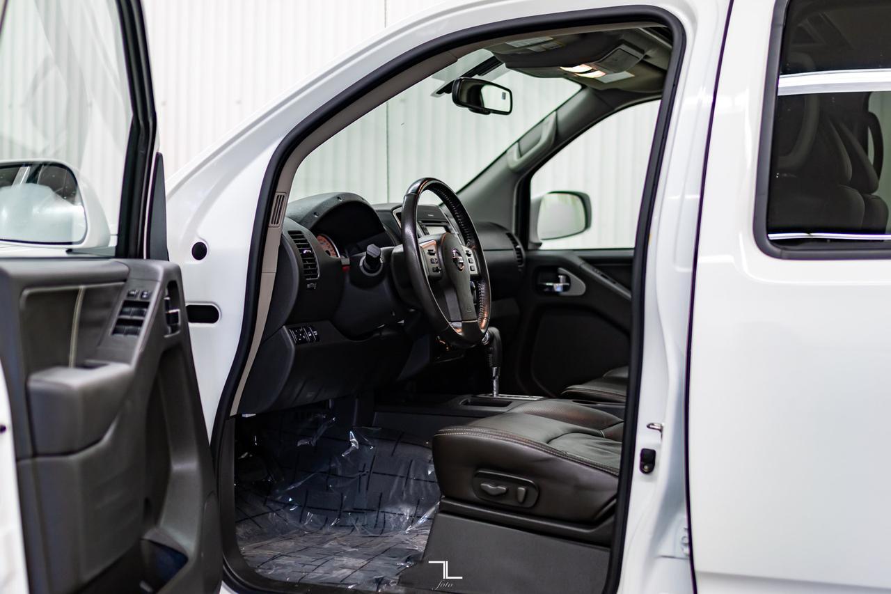 2019 Nissan Frontier 4x4 Crew Cab Pro-4X Leather Roof Nav BCam Red Deer AB