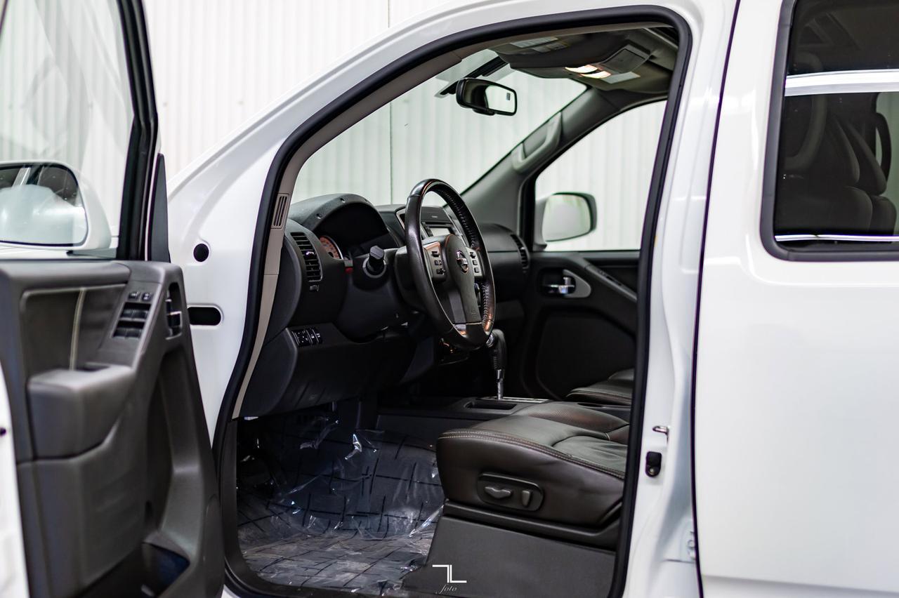 2019 Nissan Frontier 4x4 Crew Cab Pro-4X Leather Roof Nav BCam Red Deer AB