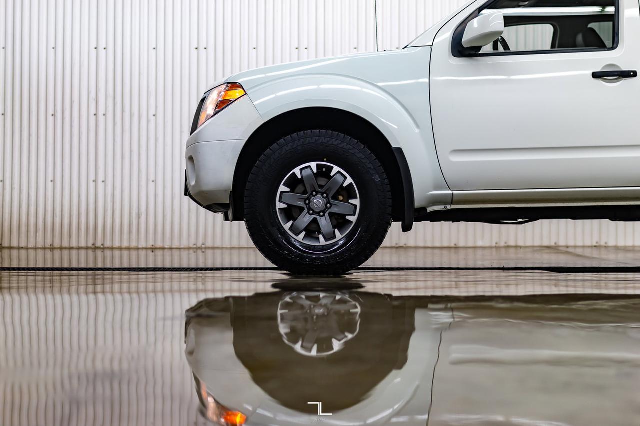 2019 Nissan Frontier 4x4 Crew Cab Pro-4X Leather Roof Nav BCam Red Deer AB