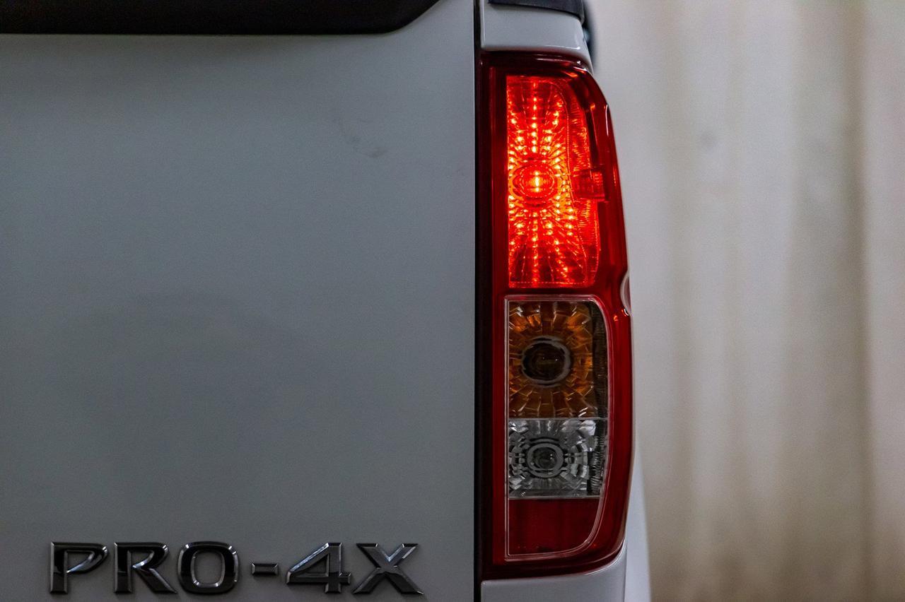 2019 Nissan Frontier 4x4 Crew Cab Pro-4X Leather Roof Nav Red Deer AB