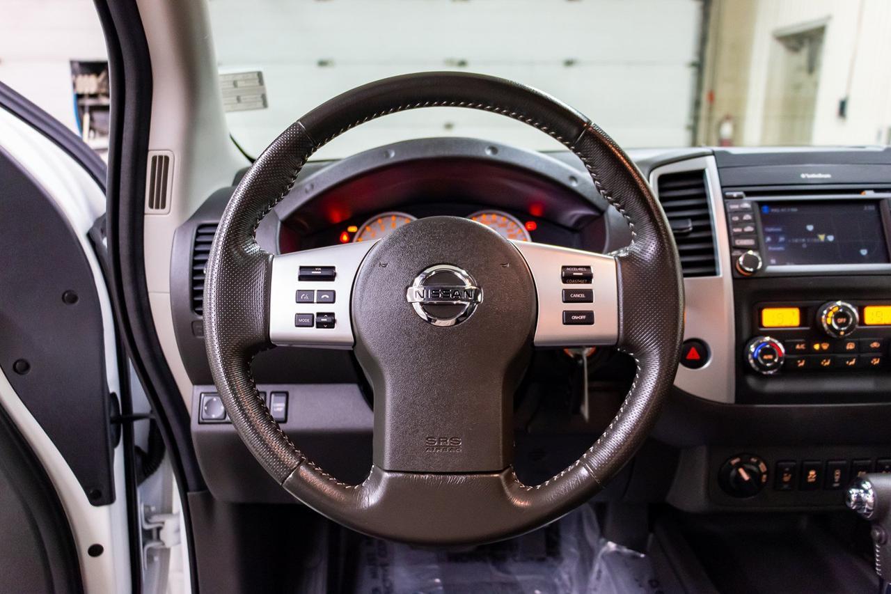 2019 Nissan Frontier 4x4 Crew Cab Pro-4X Leather Roof Nav Red Deer AB