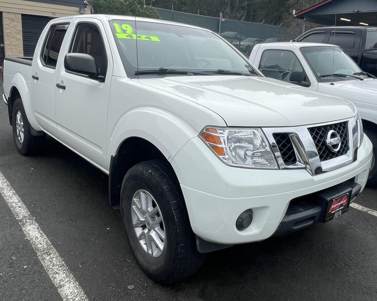2019 Nissan Frontier Crew Cab SV Pickup 4D 5 ft