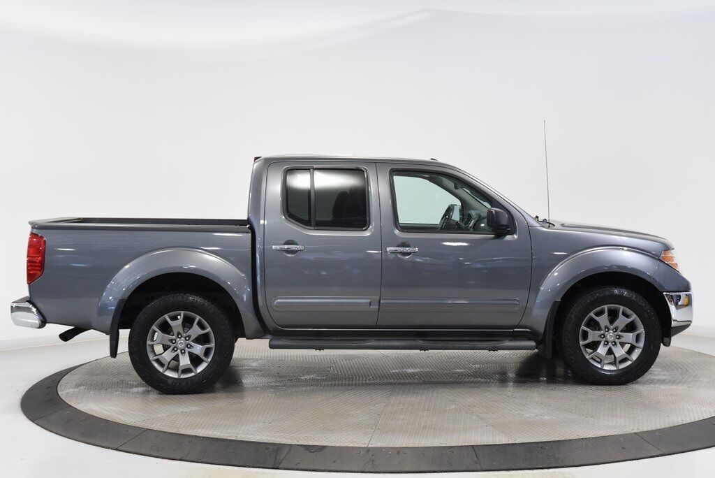 2019 Nissan Frontier SL Akron