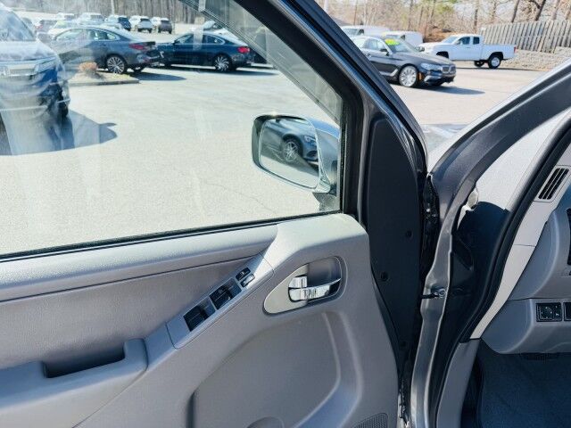 2019 Nissan Frontier SL Conover NC