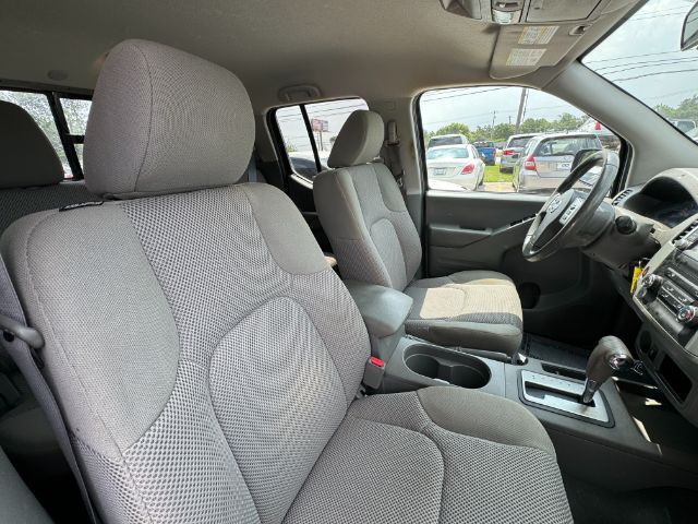 2019 Nissan Frontier SL Crew Cab 5AT 2WD Round Rock TX
