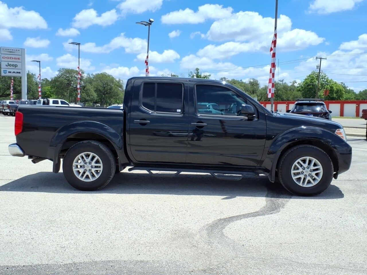 2019 Nissan Frontier SV