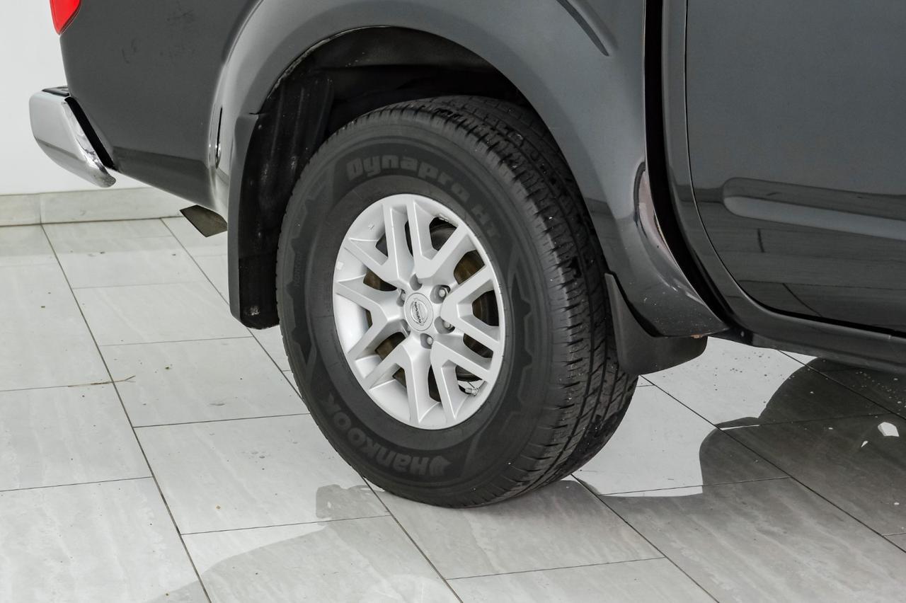 2019 Nissan Frontier SV CREW CAB 4WD V6 AUTOMATIC REAR CAMERA BLUETOOTH TOW HITCH BED LINER ALLOY WHEELS Carrollton TX