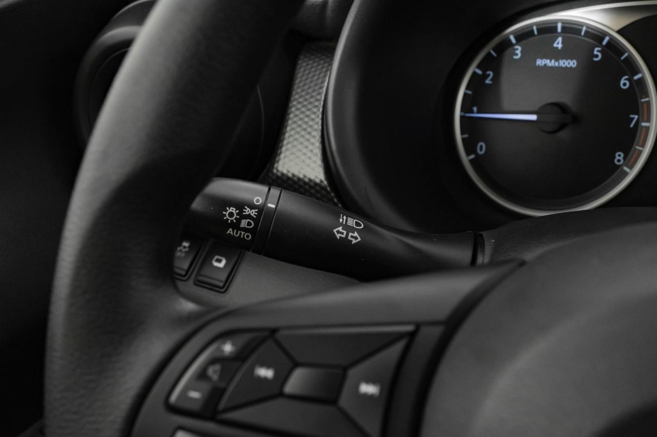 2019 Nissan Kicks S AUTOMATIC REAR CAMERA KEYLESS START CRUISE CONTROL REMOTE KEYLESS ENTRY Carrollton TX