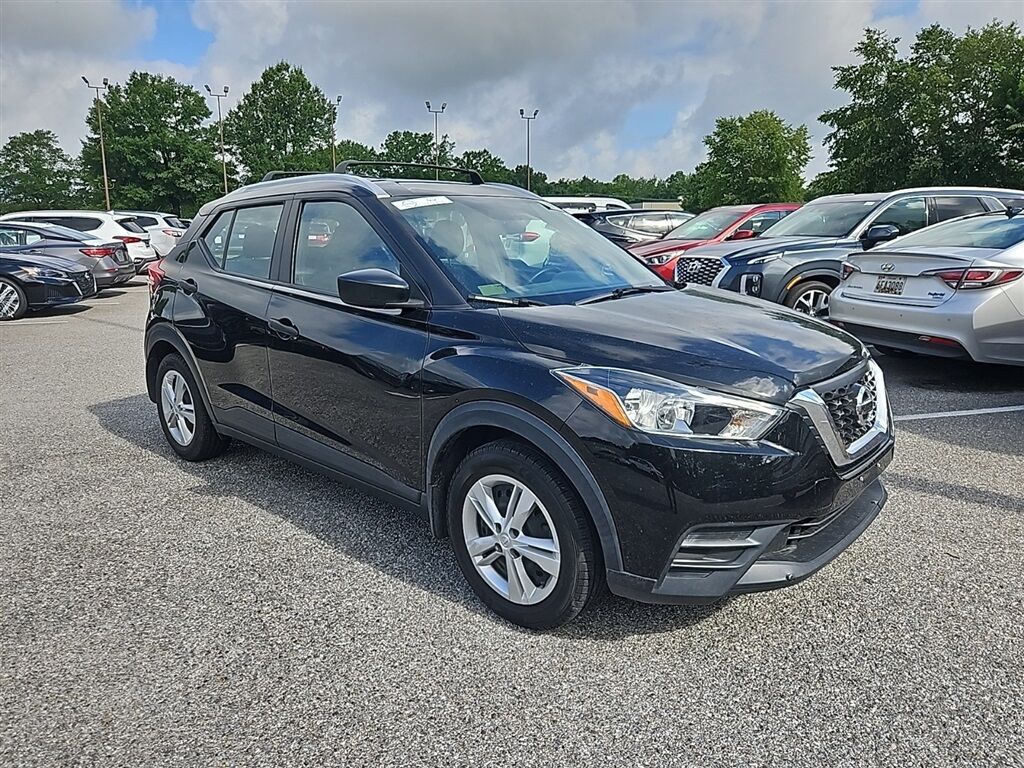 2019 Nissan Kicks S