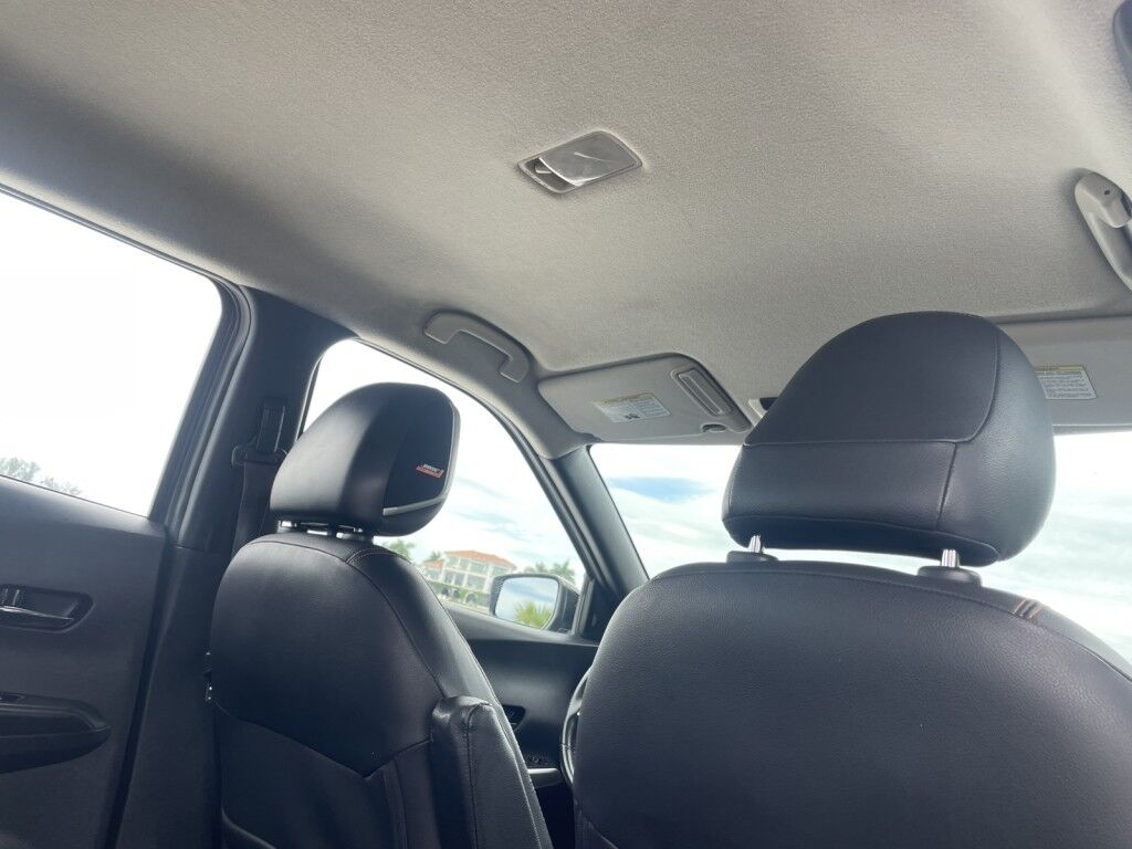 2019 Nissan Kicks S~BLIND SPOT WARNING~CRUISE CONTROL~PREMIUM PACKAGE~PREMIUM SOUND SYSTEM~SR PREMIUM PACKAGE~SILVER ROOF RAILS~SURROUND VIEW CAMERA Sarasota FL