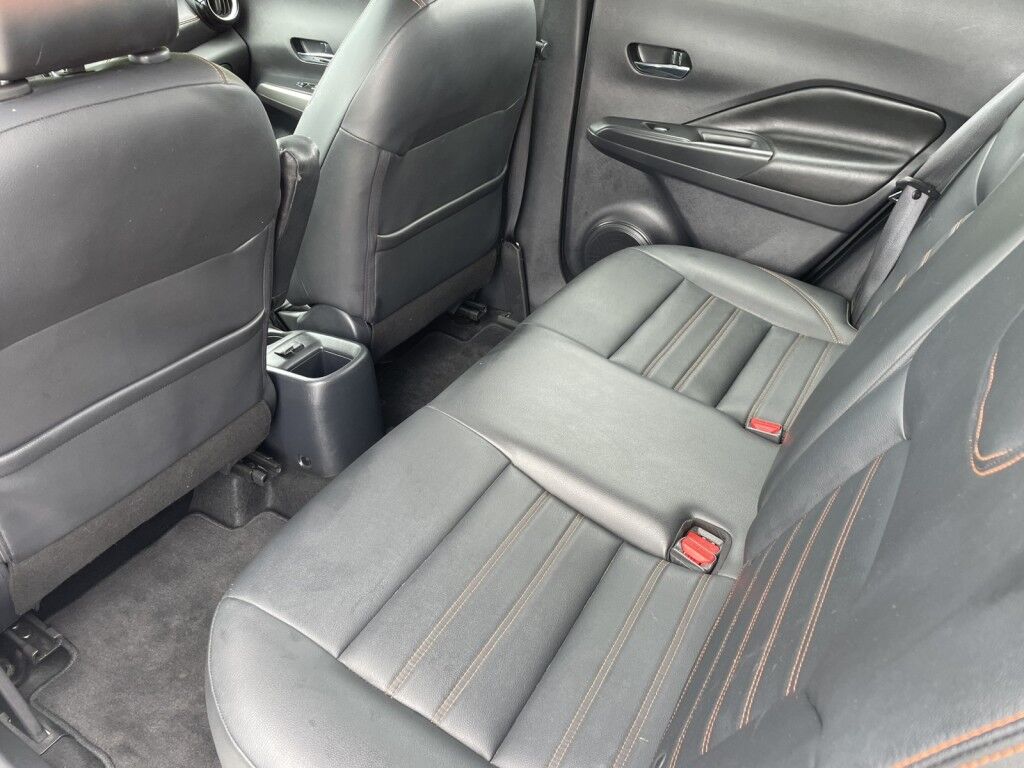 2019 Nissan Kicks S~BLIND SPOT WARNING~CRUISE CONTROL~PREMIUM PACKAGE~PREMIUM SOUND SYSTEM~SR PREMIUM PACKAGE~SILVER ROOF RAILS~SURROUND VIEW CAMERA Sarasota FL