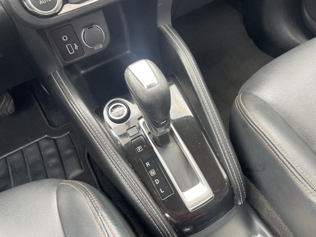 2019 Nissan Kicks S~BLIND SPOT WARNING~CRUISE CONTROL~PREMIUM PACKAGE~PREMIUM SOUND SYSTEM~SR PREMIUM PACKAGE~SILVER ROOF RAILS~SURROUND VIEW CAMERA Sarasota FL