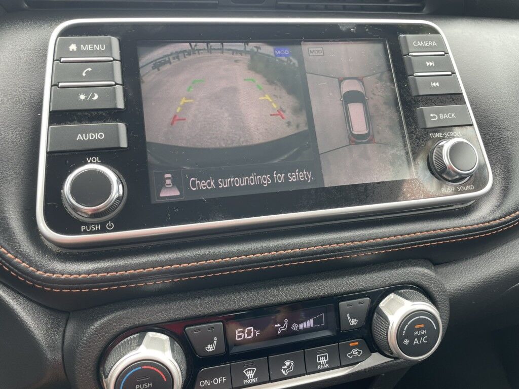 2019 Nissan Kicks S~BLIND SPOT WARNING~CRUISE CONTROL~PREMIUM PACKAGE~PREMIUM SOUND SYSTEM~SR PREMIUM PACKAGE~SILVER ROOF RAILS~SURROUND VIEW CAMERA Sarasota FL