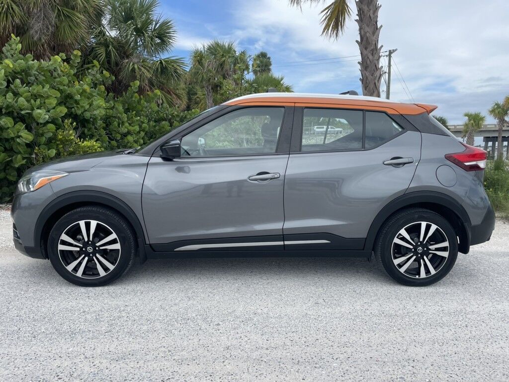 2019 Nissan Kicks S~BLIND SPOT WARNING~CRUISE CONTROL~PREMIUM PACKAGE~PREMIUM SOUND SYSTEM~SR PREMIUM PACKAGE~SILVER ROOF RAILS~SURROUND VIEW CAMERA Sarasota FL