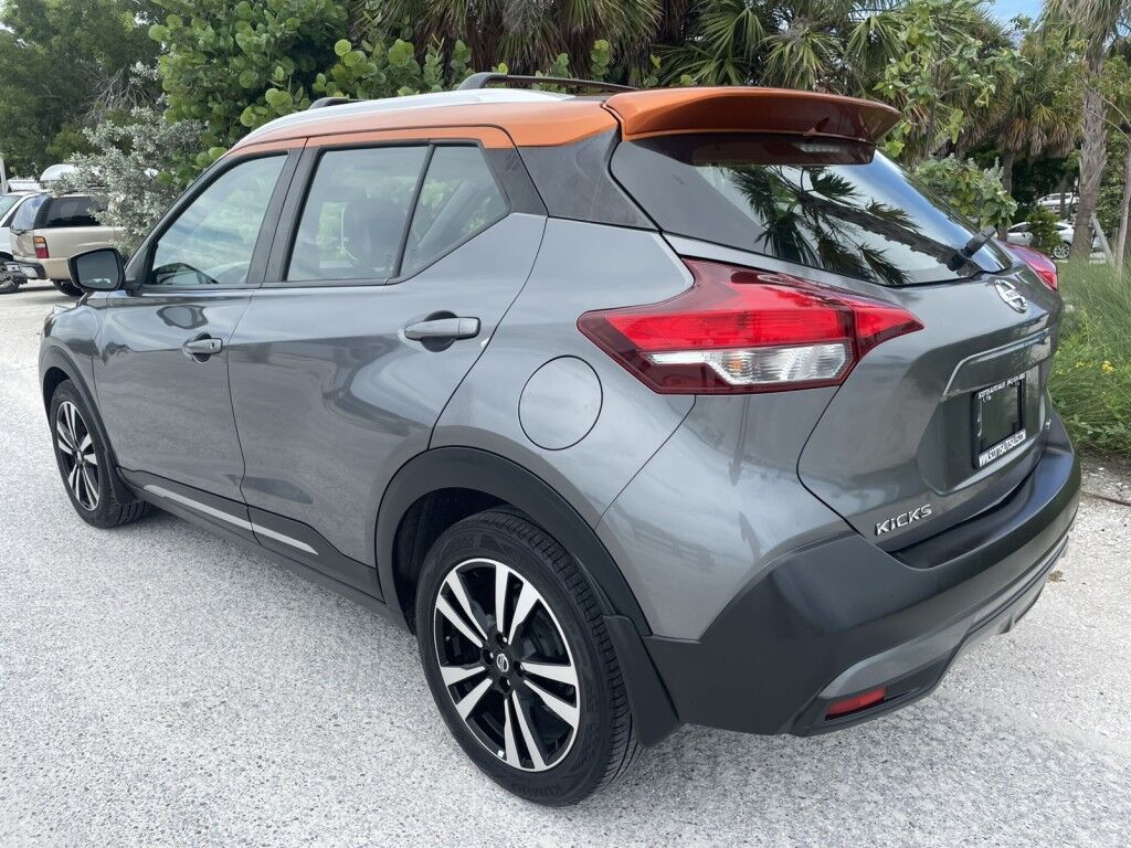 2019 Nissan Kicks S~BLIND SPOT WARNING~CRUISE CONTROL~PREMIUM PACKAGE~PREMIUM SOUND SYSTEM~SR PREMIUM PACKAGE~SILVER ROOF RAILS~SURROUND VIEW CAMERA Sarasota FL