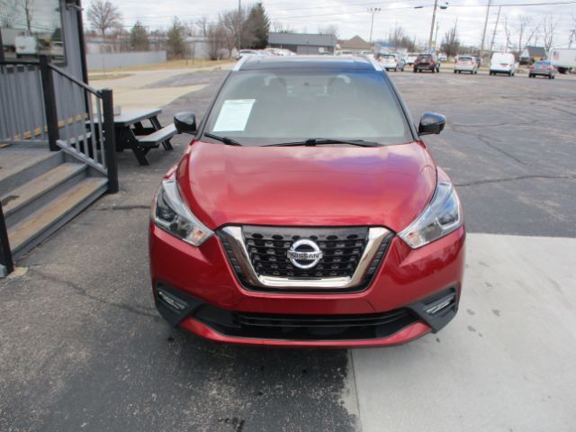 2019 Nissan Kicks SR