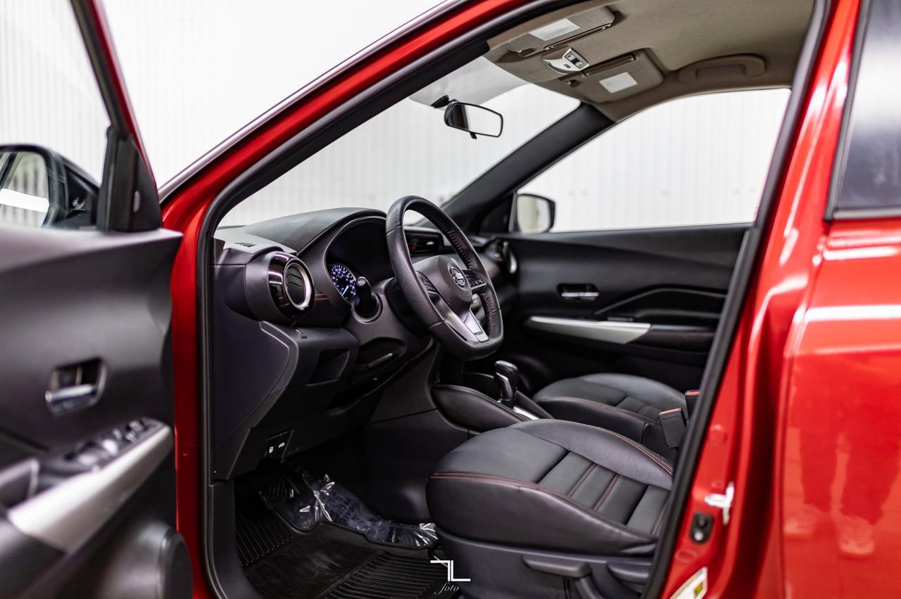 2019 Nissan Kicks SR Leather BCam HSeats Red Deer AB