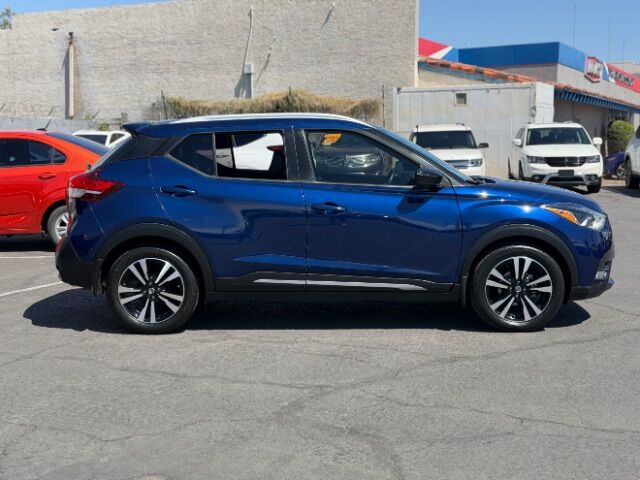 2019 Nissan Kicks SR