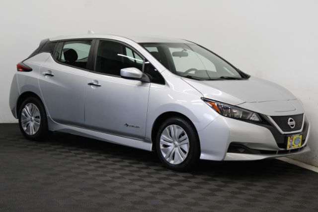 2019 Nissan LEAF S