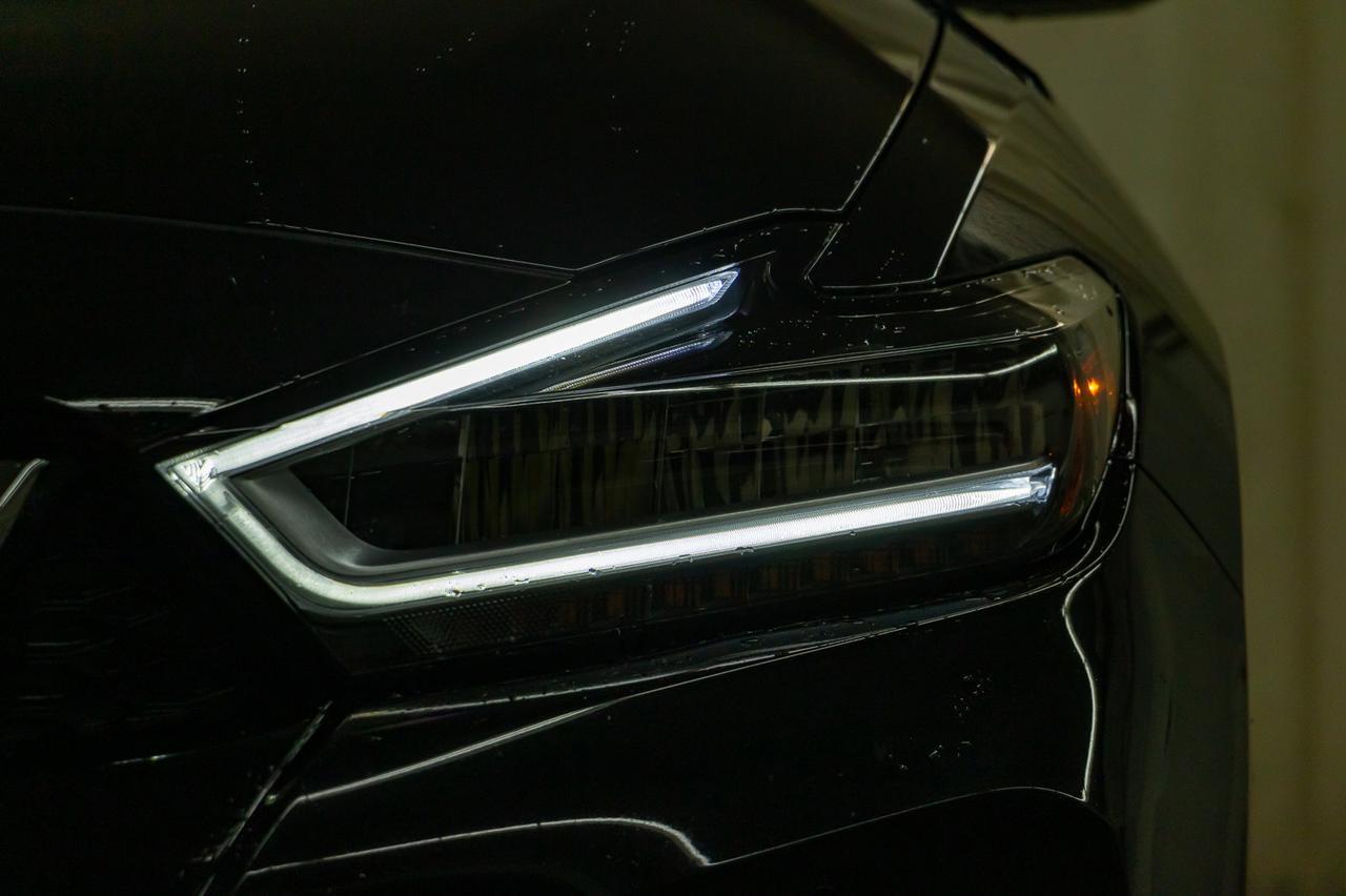 2019 Nissan Maxima SL Leather Roof Nav BCam Red Deer AB