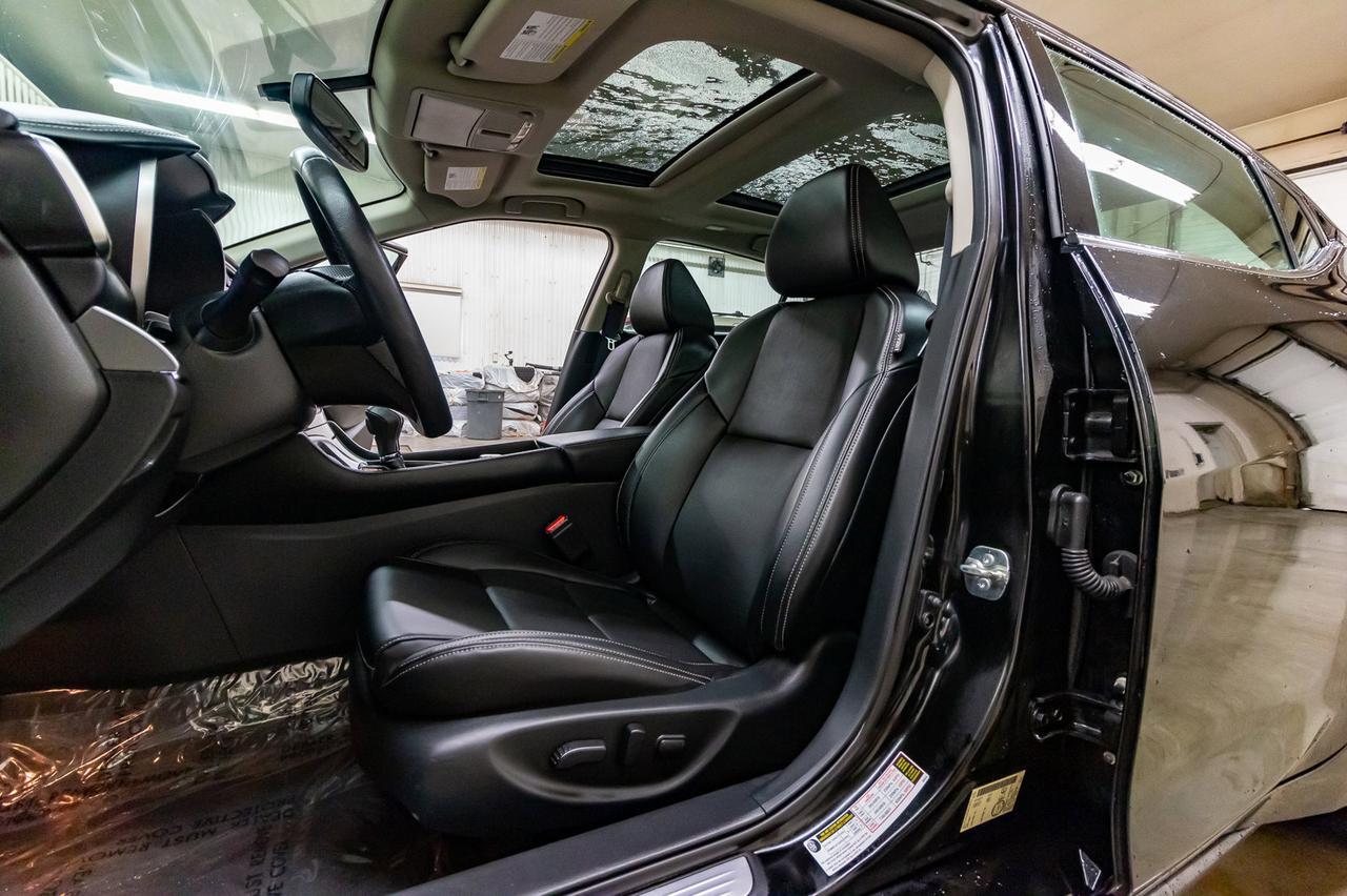 2019 Nissan Maxima SL Leather Roof Nav BCam Red Deer AB