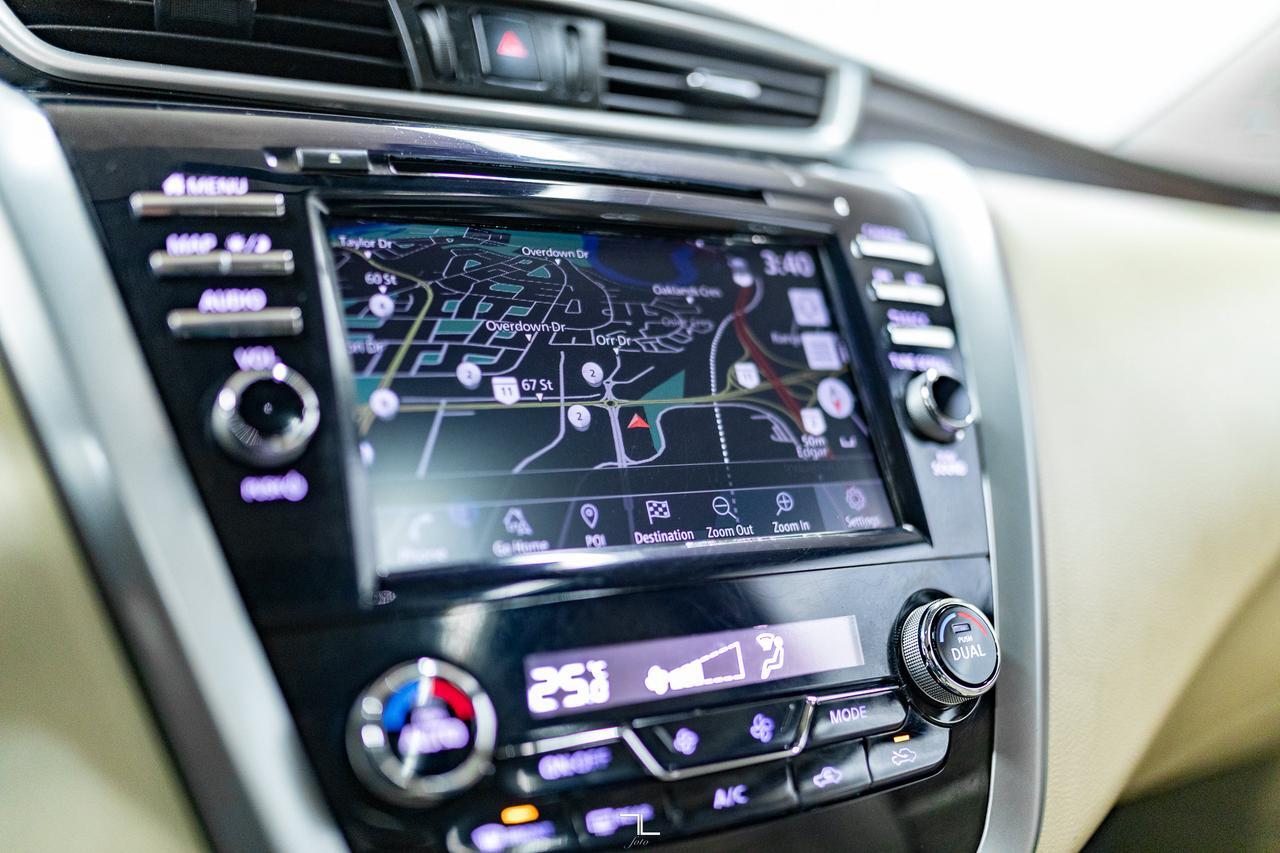 2019 Nissan Murano AWD Platinum Leather Roof Nav BCam Red Deer AB