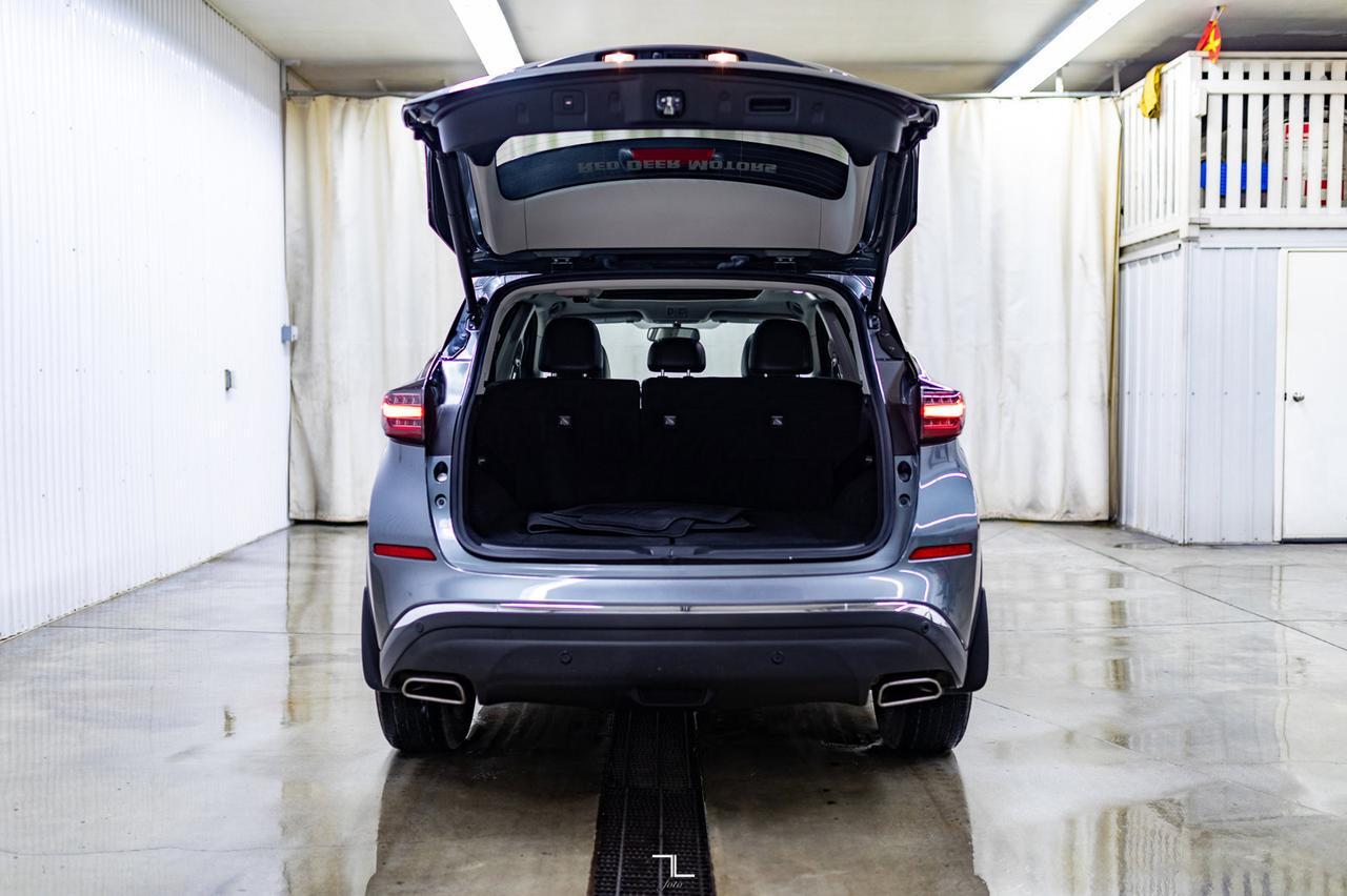 2019 Nissan Murano AWD SL Leather Roof Nav BCam Red Deer AB