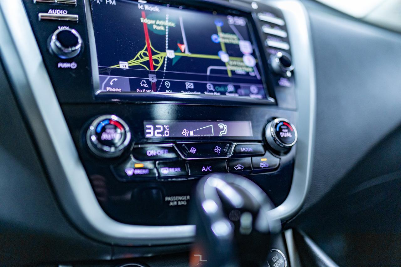 2019 Nissan Murano AWD SL Leather Roof Nav BCam Red Deer AB