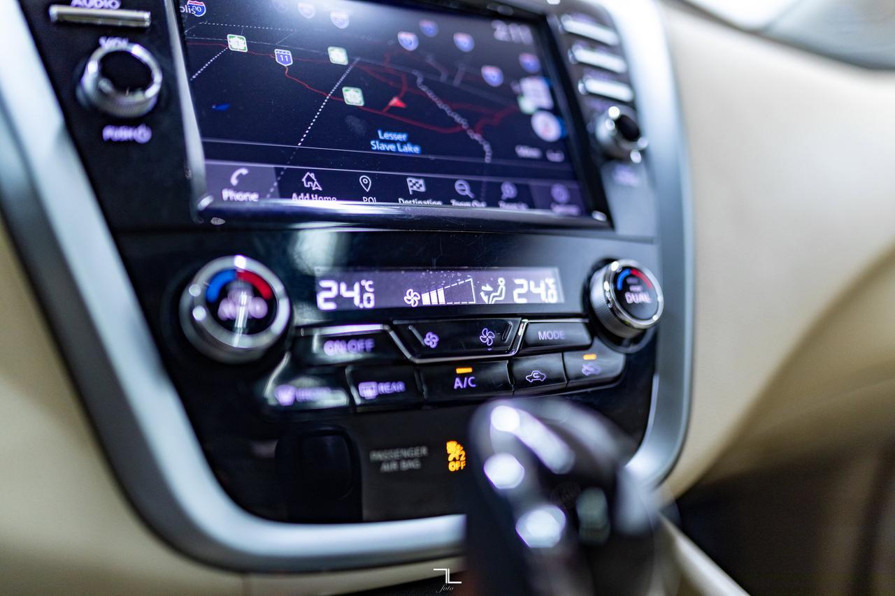 2019 Nissan Murano AWD SL Leather Roof Nav BCam Red Deer AB