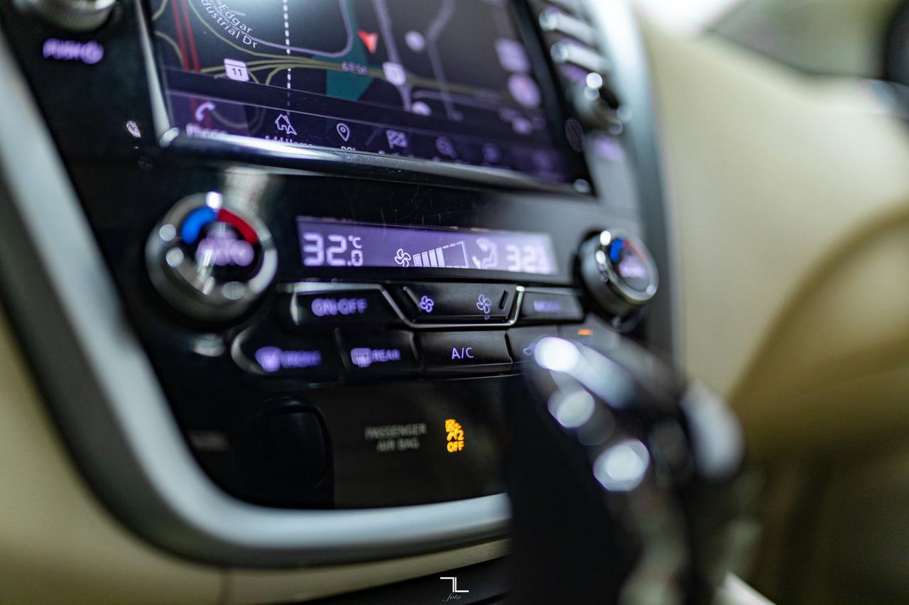 2019 Nissan Murano AWD SL Leather Roof Nav Red Deer AB