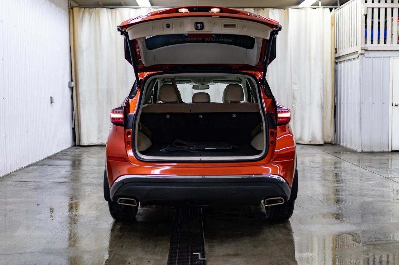2019 Nissan Murano AWD SL Leather Roof Nav Red Deer AB