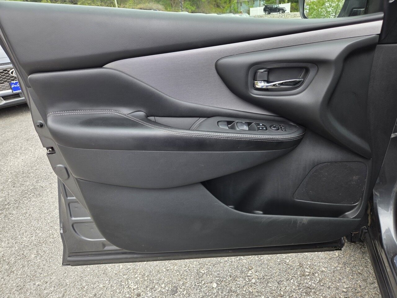 2019 Nissan Murano SV Charlton MA