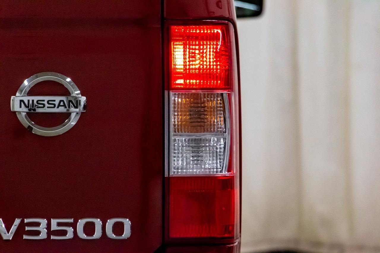 2019 Nissan NV 3500 HD SL 12 Passenger Leather Nav BCam Red Deer AB