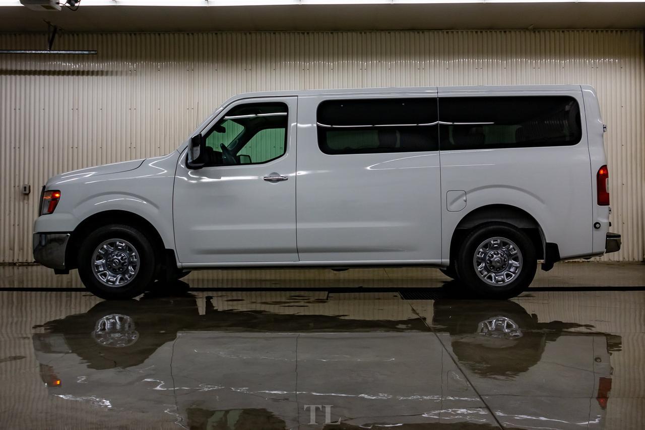 2019 Nissan NV 3500 HD SL 12 Passenger Leather Nav BCam Red Deer AB