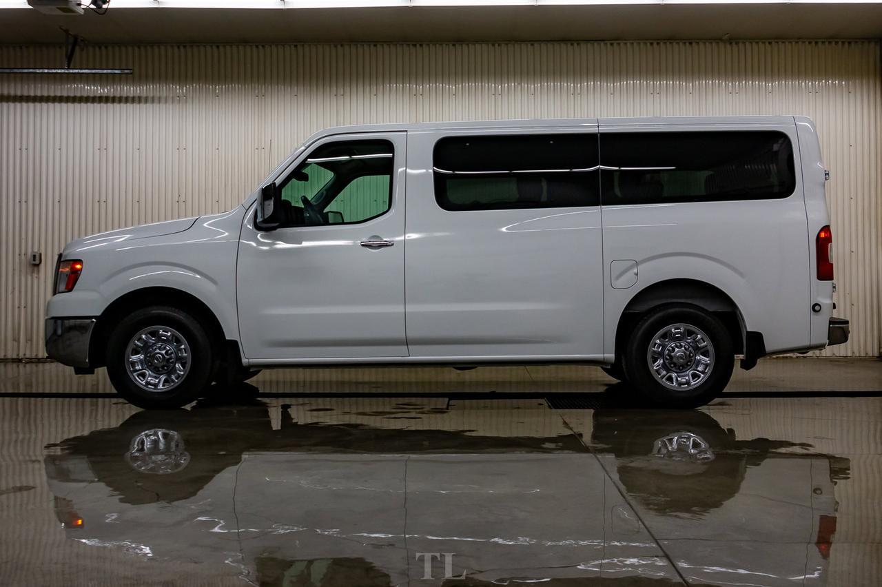 2019 Nissan NV 3500 HD SL 12 Passenger Leather Nav BCam Red Deer AB
