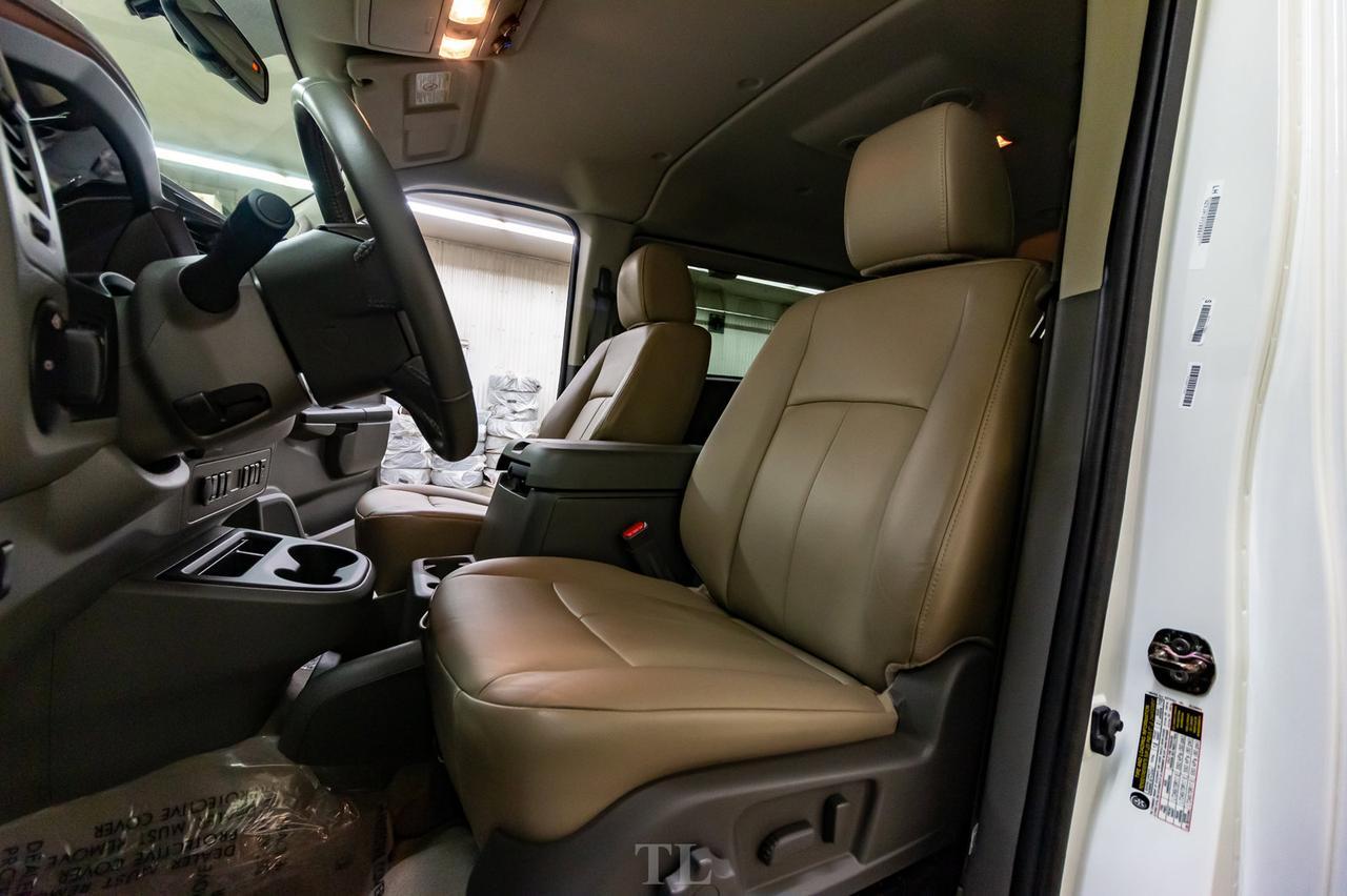 2019 Nissan NV 3500 HD SL 12 Passenger Leather Nav BCam Red Deer AB