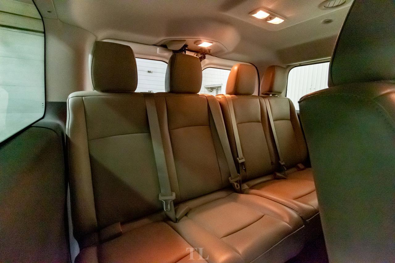 2019 Nissan NV 3500 HD SL 12 Passenger Leather Nav BCam Red Deer AB