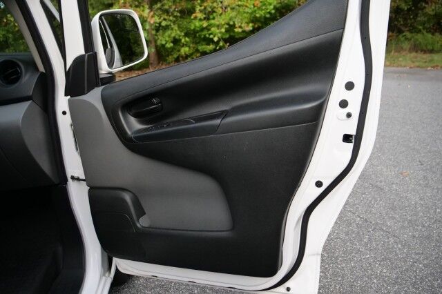 2019 Nissan NV200 SV Cargo Van / Ladder Rack / Work Ready! High Point NC