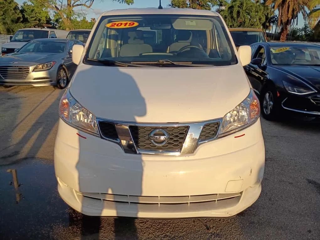 2019 Nissan NV200 SV Van 4D Miami Gardens FL