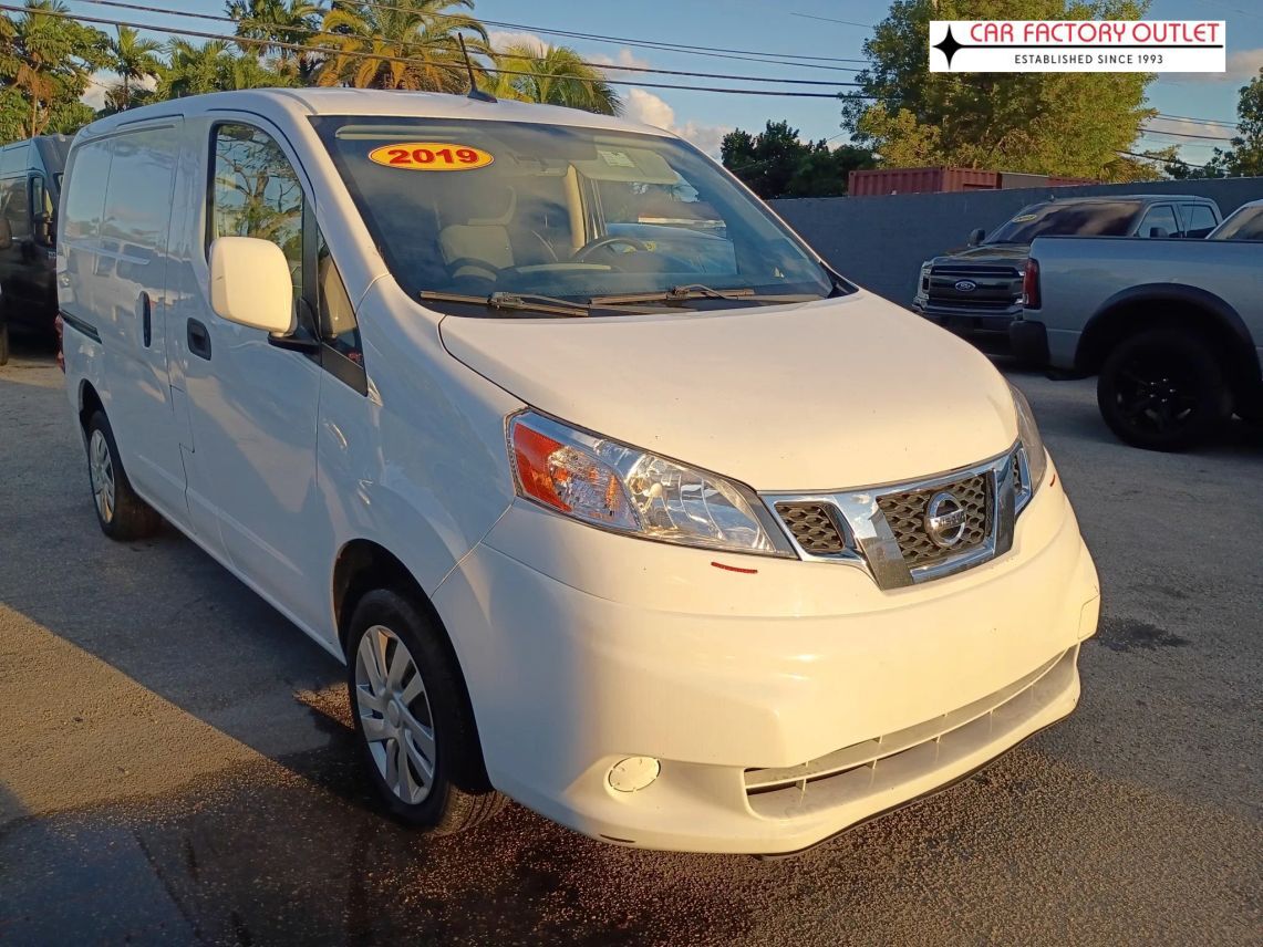 2019 Nissan NV200 SV Van 4D