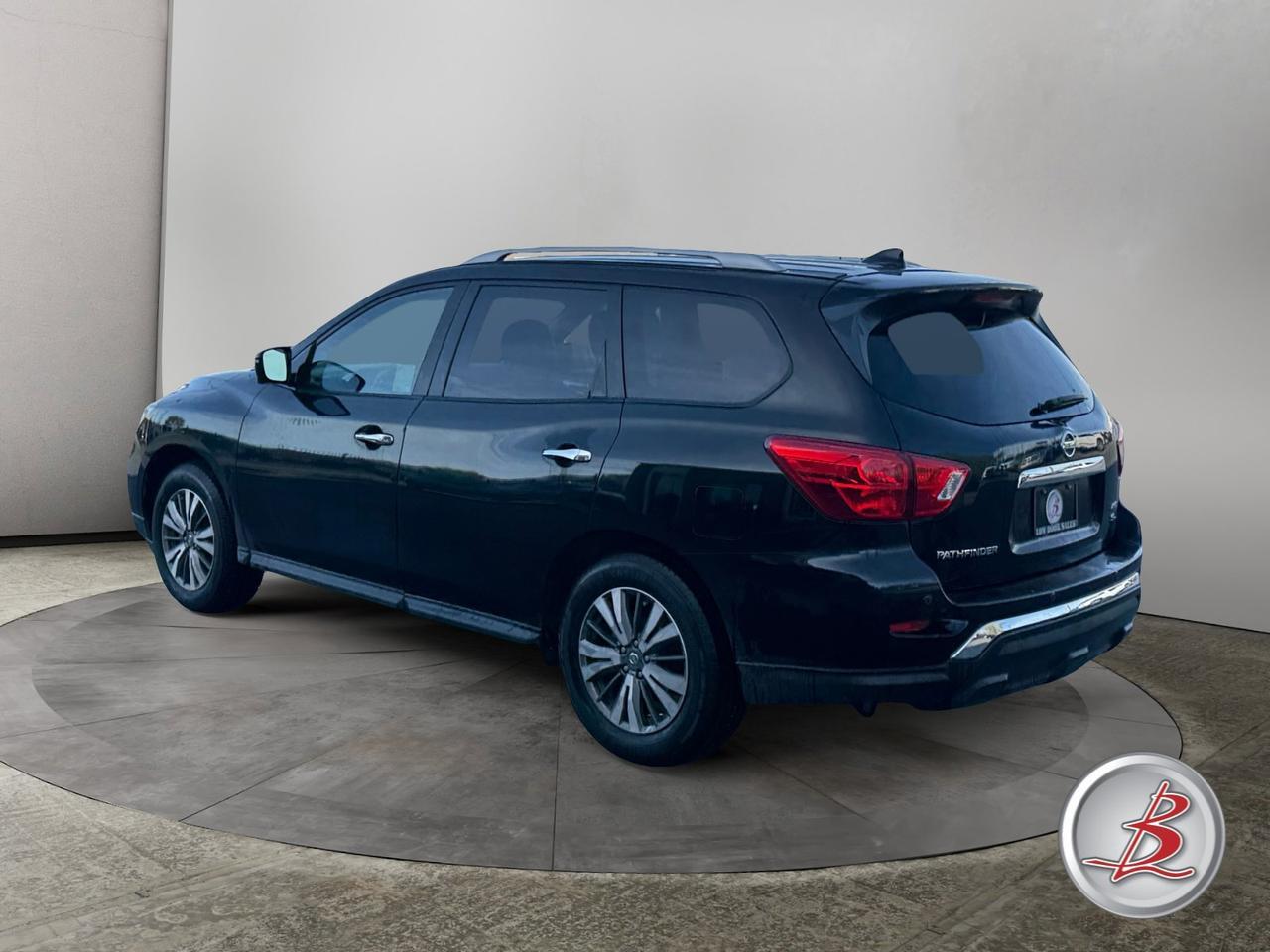 2019 Nissan PATHFINDER SL