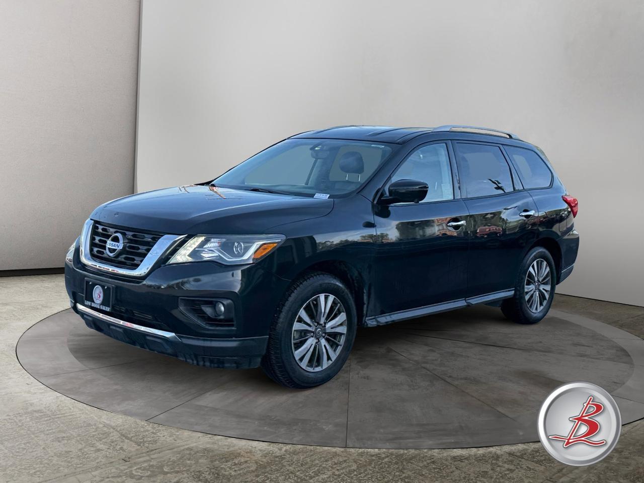 2019 Nissan PATHFINDER SL