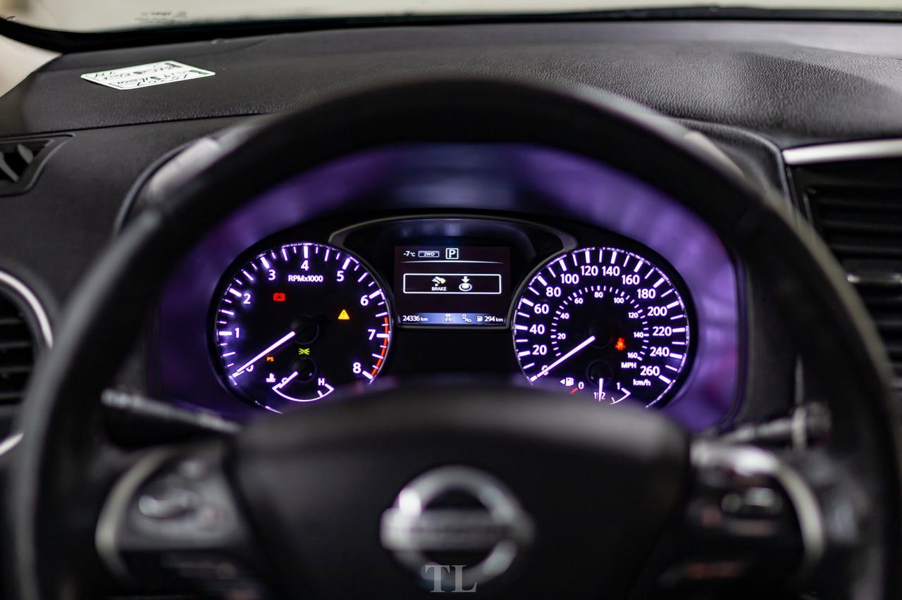 2019 Nissan Pathfinder AWD SL Premium Rock Creek Edition Leather Roof Nav BCam Red Deer AB