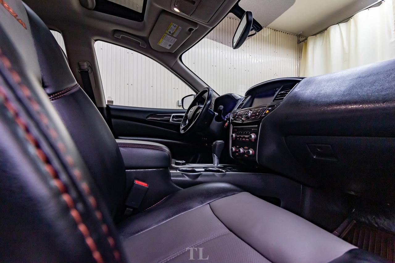 2019 Nissan Pathfinder AWD SL Premium Rock Creek Edition Leather Roof Nav BCam Red Deer AB