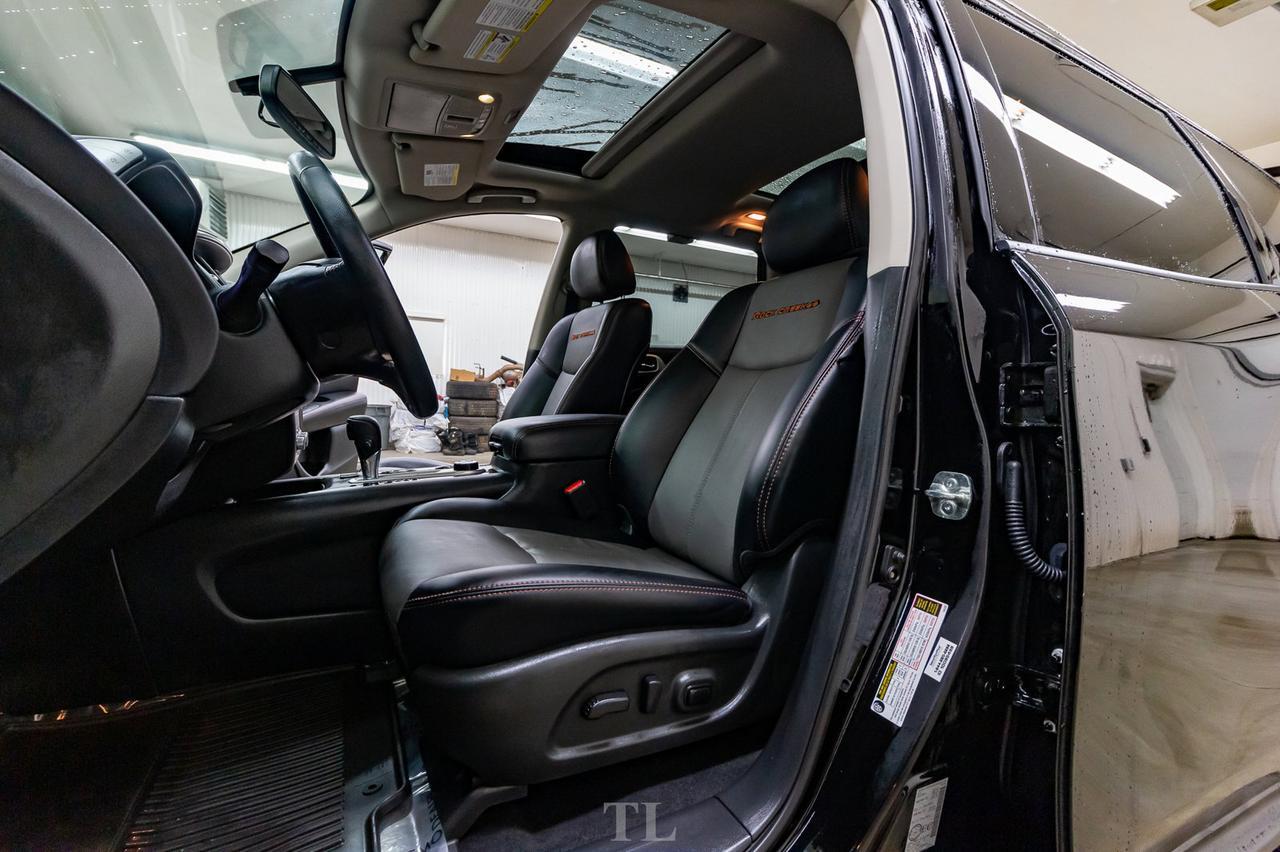 2019 Nissan Pathfinder AWD SL Premium Rock Creek Edition Leather Roof Nav BCam Red Deer AB