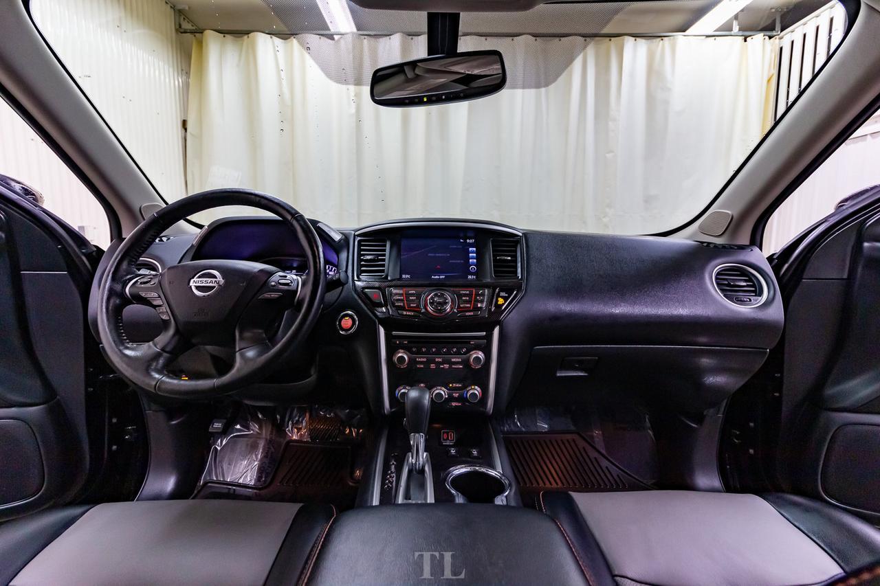 2019 Nissan Pathfinder AWD SL Premium Rock Creek Edition Leather Roof Nav BCam Red Deer AB