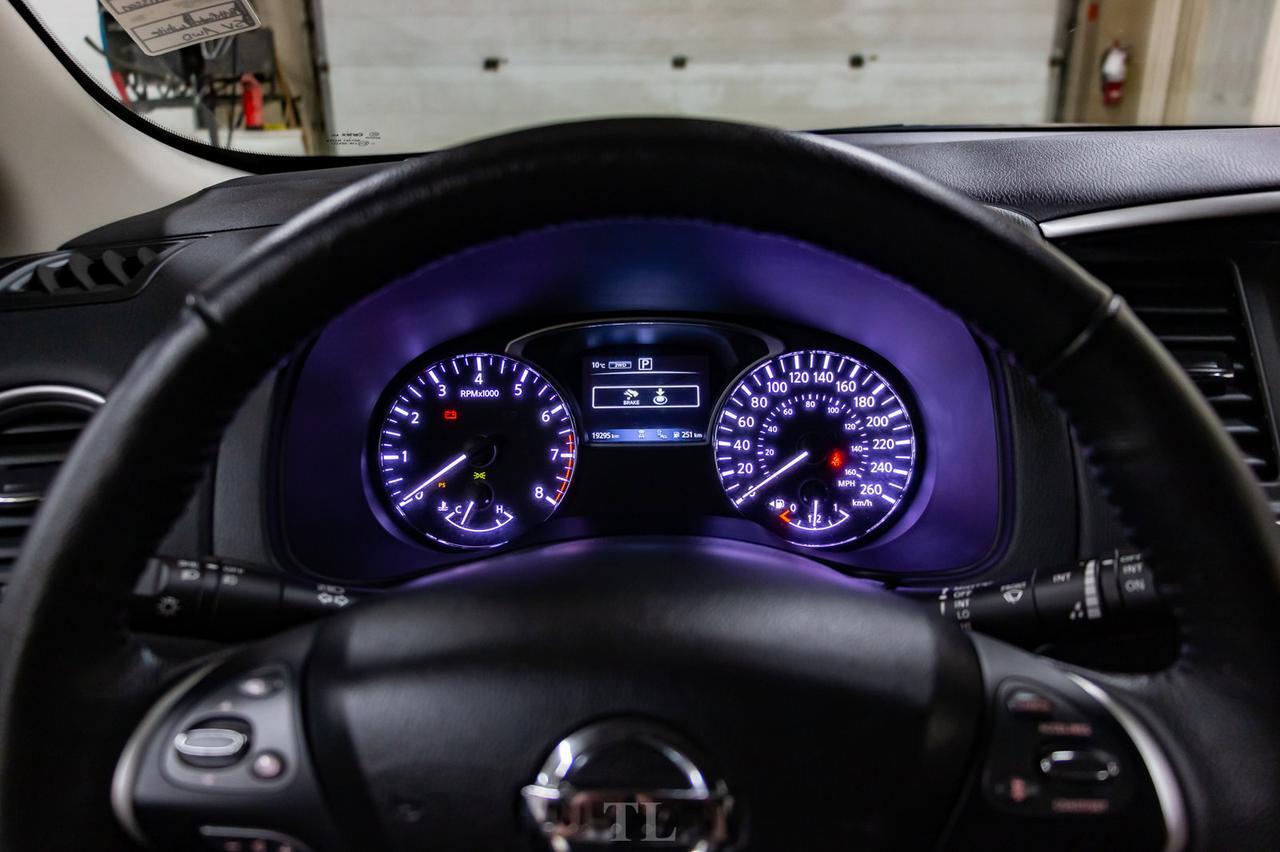 2019 Nissan Pathfinder AWD SV Nav BCam 3rd Row Seatin Red Deer AB