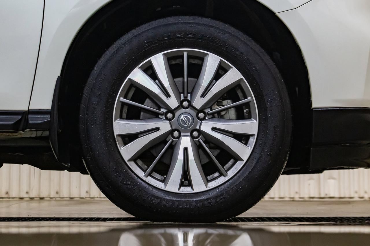 2019 Nissan Pathfinder AWD SV Nav BCam 3rd Row Seatin Red Deer AB