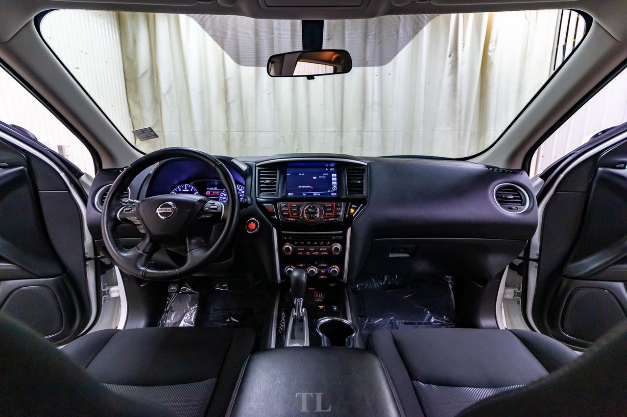 2019 Nissan Pathfinder AWD SV Nav BCam 3rd Row Seatin Red Deer AB